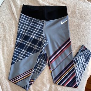 Nikepro Hyperwarm Leggings